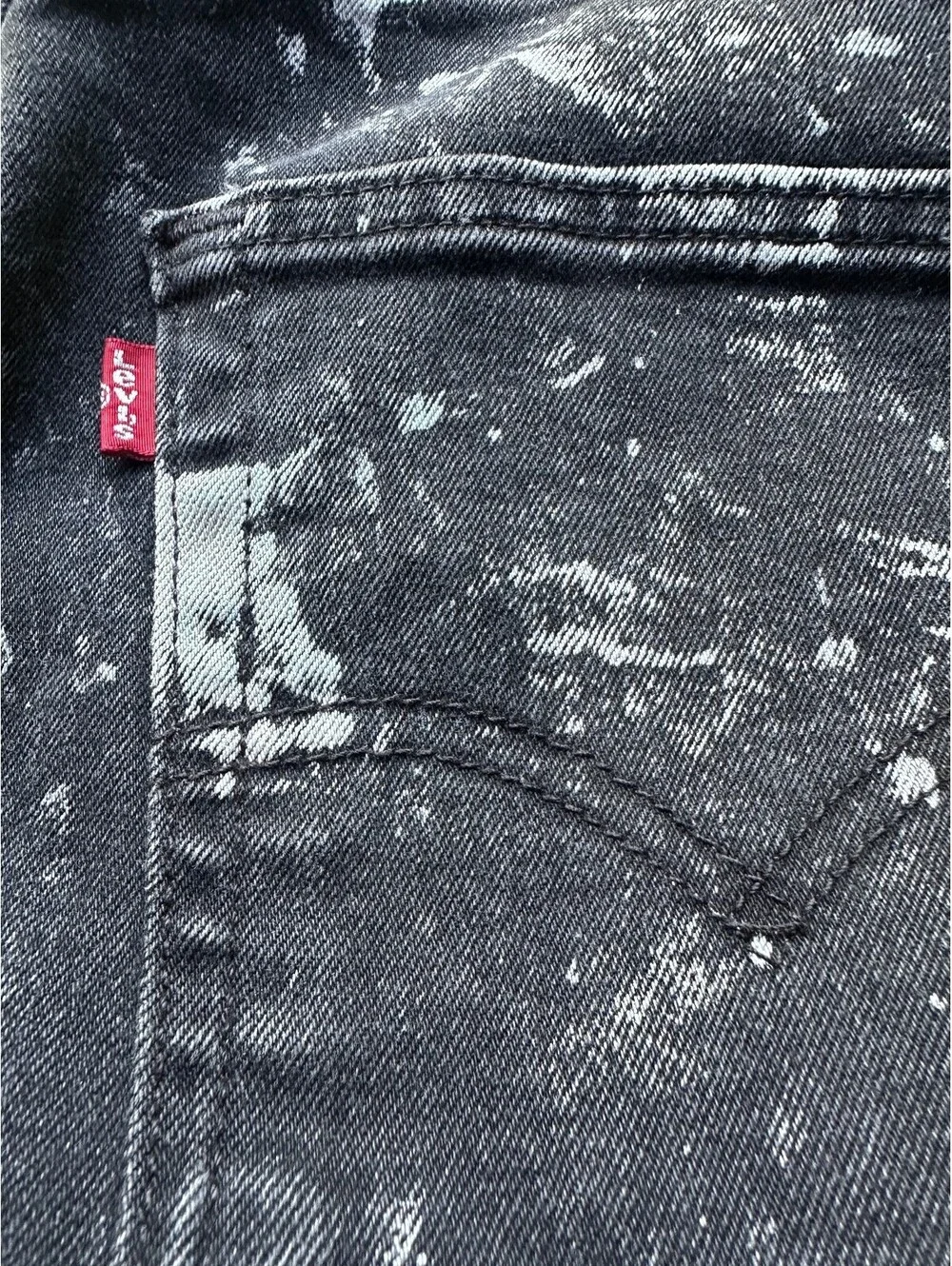 Levi's 569 Black Bleach Wash Denim Shorts W31